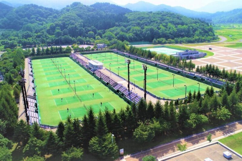 新青森県総合運動公園テニスコートの写真
